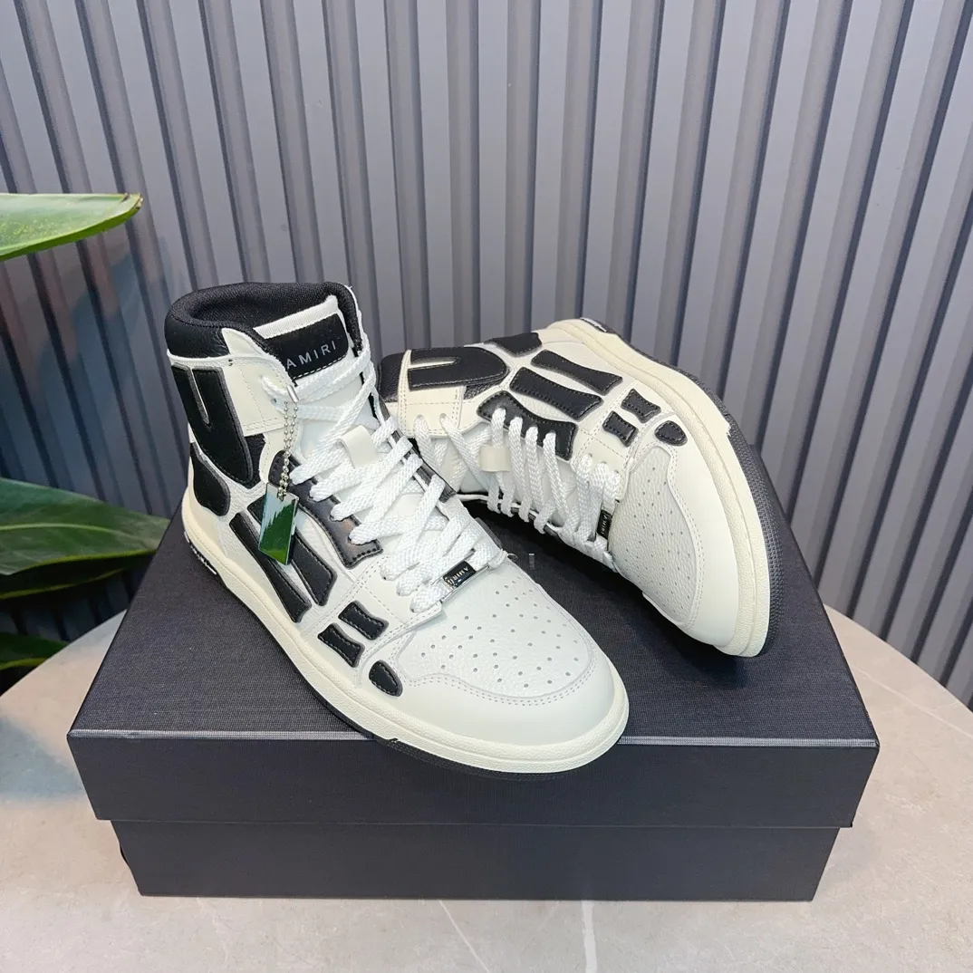 Men's shoes💰620💰 AMIRI AMIRI trendy brand hot sale🔥 Available all year round✅Couples💑 Official website synchronization Imported fabrics 1⃣️ratio 1⃣️Re-engraved, original factory special original sole, 35-45 (38.45. Non-refundable)